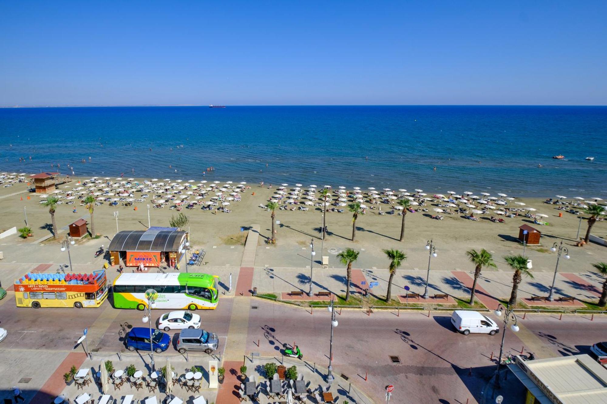 Lazuli Sea View Beachfront- Ap 61 Λάρνακα Εξωτερικό φωτογραφία