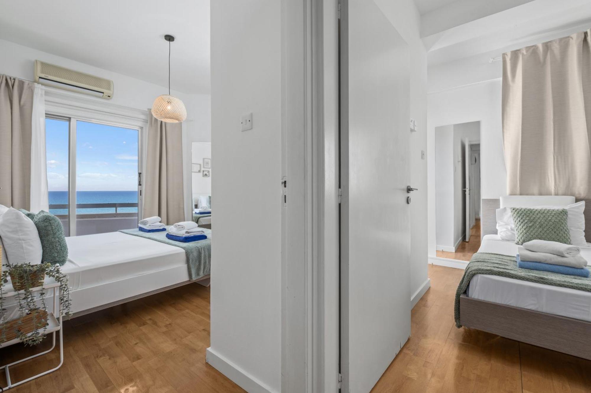 Lazuli Sea View Beachfront- Ap 61 Λάρνακα Εξωτερικό φωτογραφία